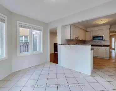 
100 Goode St <a href='https://luckyalan.com/community.php?community=Richmond Hill:Rouge Woods'>Rouge Woods, Richmond Hill</a> 4 beds 4 baths 1 garage $799K