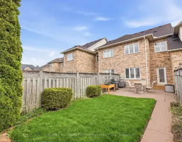 22 Phillipsen Way Cedarwood, Markham 4 beds 4 baths 1 garage $968.868K