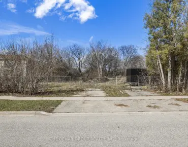 
36 Hallmark Crt <a href='https://luckyalan.com/community.php?community=Vaughan:Crestwood-Springfarm-Yorkhill'>Crestwood-Springfarm-Yorkhill, Vaughan</a> 3 beds 4 baths 2 garage $1.44M