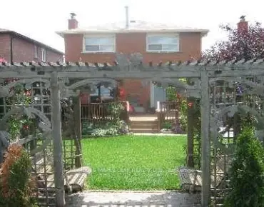 
263 Tansley Rd <a href='https://luckyalan.com/community.php?community=Vaughan:Brownridge'>Brownridge, Vaughan</a> 3 beds 4 baths 1 garage $1.185M