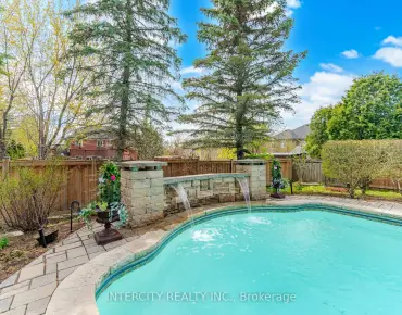 111 Headwind Blvd Vellore Village, Vaughan 4 beds 5 baths 2 garage $2M