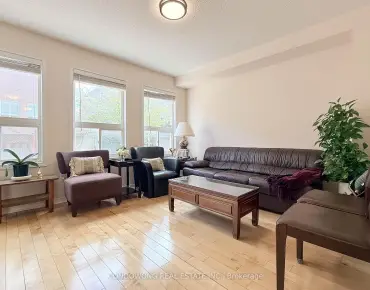 
36 Edgemont Crt <a href='https://luckyalan.com/community.php?community=Richmond Hill:Westbrook'>Westbrook, Richmond Hill</a> 3 beds 3 baths 1 garage $1.199M