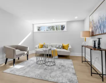 176 Charlotte St S Gorham-College Manor, Newmarket 3 beds 3 baths 1 garage $1.1M