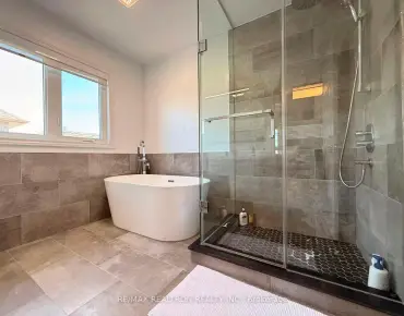 
116 Knightshade Dr <a href='https://luckyalan.com/community.php?community=Vaughan:Patterson'>Patterson, Vaughan</a> 4 beds 5 baths 2 garage $1.999M