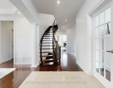70 Graydon Cres Bayview Hill, Richmond Hill 4 beds 3 baths 3 garage $2.858M
