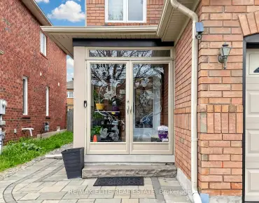 54 National Pine Dr <a href='https://luckyalan.com/community.php?community=Vaughan:Vellore Village'>Vellore Village, Vaughan</a> 3 beds 3 baths 1 garage $1.128M