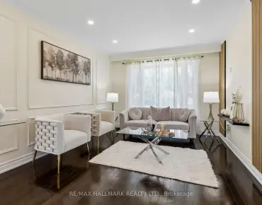 661 Wellington St W Aurora Highlands, Aurora 6 beds 7 baths 3 garage $3.099M