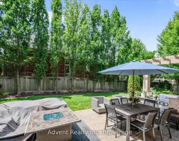 139 Larkin Ave Markham Village, Markham 4 beds 4 baths 2 garage $1.398M