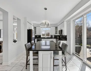 41 Aurora Heights Dr Aurora Heights, Aurora 3 beds 2 baths 1 garage $948K