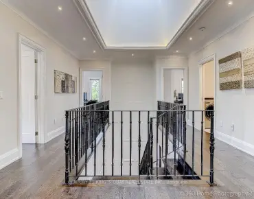 31 Naughton Dr Westbrook, Richmond Hill 4 beds 5 baths 3 garage $2.3M