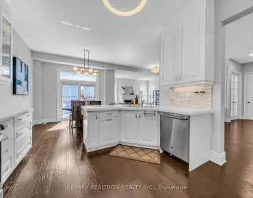 
104 Gas Lamp Ln <a href='https://luckyalan.com/community.php?community=Markham:Cornell'>Cornell, Markham</a> 4 beds 3 baths 1 garage $1.229M
