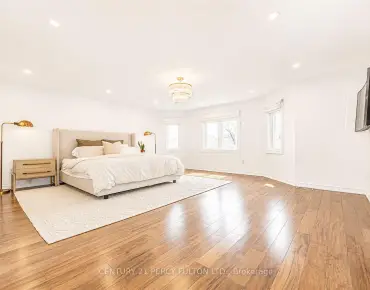 16 Carriage House Crt Jefferson, Richmond Hill 3 beds 5 baths 2 garage $1.33M