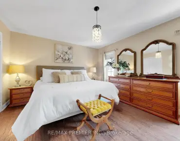
147 Lady Nadia Dr <a href='https://luckyalan.com/community.php?community=Vaughan:Maple'>Maple, Vaughan</a> 5 beds 6 baths 3 garage $2.999M