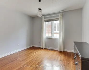 
215 Fincham Ave Markham Village, Markham 4 beds 3 baths 2 garage $1.238M