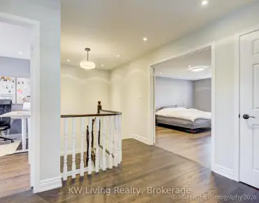 37 Kellington Trl Stouffville, Whitchurch-Stouffville 3 beds 3 baths 1 garage $958K
