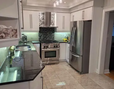 
Marathon  <a href='https://luckyalan.com/community.php?community=Vaughan:Patterson'>Patterson, Vaughan</a> 3 beds 4 baths 1 garage $1.119M