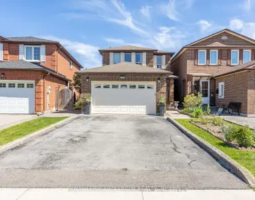 19 Thornbury Circ <a href='https://luckyalan.com/community.php?community=Vaughan:Crestwood-Springfarm-Yorkhill'>Crestwood-Springfarm-Yorkhill, Vaughan</a> 3 beds 4 baths 2 garage $1.5M