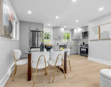 176 Charlotte St S Gorham-College Manor, Newmarket 3 beds 3 baths 1 garage $688K