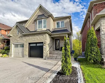 126 Lowther Ave <a href='https://luckyalan.com/community_CN.php?community=Richmond Hill:Oak Ridges'>Oak Ridges, Richmond Hill</a> 3 beds 3 baths 1 garage $919K
