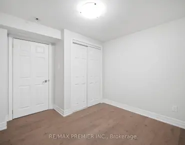 241 Canada Dr <a href='https://luckyalan.com/community.php?community=Vaughan:Vellore Village'>Vellore Village, Vaughan</a> 3 beds 3 baths 1 garage $1.059M