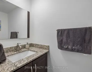 10 Morrison Cres <a href='https://luckyalan.com/community.php?community=Markham:Buttonville'>Buttonville, Markham</a> 4 beds 3 baths 2 garage $1.599M