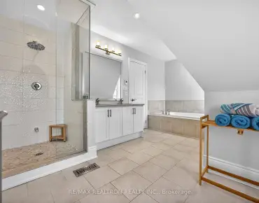 72 Headwater Cres Oak Ridges Lake Wilcox, Richmond Hill 4 beds 5 baths 2 garage $1.689M