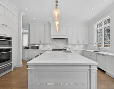 46 Valleyview Rd <a href='https://luckyalan.com/community.php?community=Markham:Thornlea'>Thornlea, Markham</a> 5 beds 4 baths 2 garage $1.96M