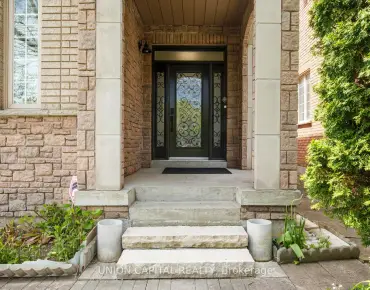 22 Red Ash Dr Legacy, Markham 3 beds 3 baths 2 garage $1.29M