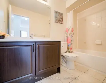 51 Chase Crt <a href='https://luckyalan.com/community.php?community=Markham:Milliken Mills East'>Milliken Mills East, Markham</a> 5 beds 4 baths 2 garage $1.19M