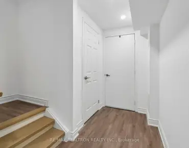 183 Knapton Dr Woodland Hill, Newmarket 3 beds 3 baths 1 garage $799.999K