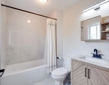 134 Maguire Rd N Glenway Estates, Newmarket 3 beds 3 baths 1 garage $899.9K