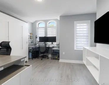 
30 Graceview Crt Vaughan Grove, Vaughan 3 beds 3 baths 2 garage $1.399M
