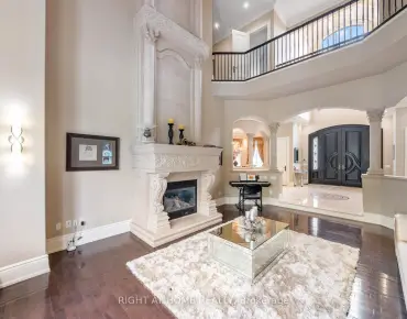 117 Tennant Circ <a href='https://luckyalan.com/community.php?community=Vaughan:Vellore Village'>Vellore Village, Vaughan</a> 3 beds 4 baths 1 garage $1.13M