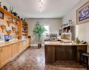
128 selwyn Rd Jefferson, Richmond Hill 4 beds 6 baths 2 garage $1.63M