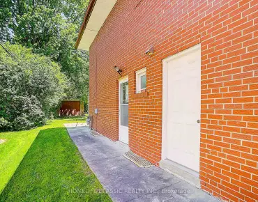 
27 Drumern Cres <a href='https://luckyalan.com/community.php?community=Richmond Hill:North Richvale'>North Richvale, Richmond Hill</a> 3 beds 4 baths 2 garage $1.08M