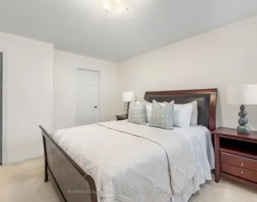 
29 Manordale Cres <a href='https://luckyalan.com/community.php?community=Vaughan:Vellore Village'>Vellore Village, Vaughan</a> 3 beds 3 baths 1 garage $998K