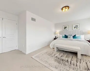 
47 Harding Blvd Harding, Richmond Hill 4 beds 6 baths 2 garage $2.39M