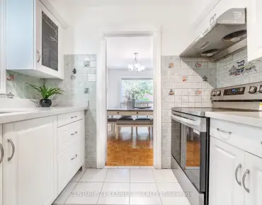 37 Old Firehall Ln <a href='https://luckyalan.com/community.php?community=Vaughan:West Woodbridge'>West Woodbridge, Vaughan</a> 3 beds 3 baths 1 garage $848.8K