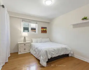 
74 Willis Rd <a href='https://luckyalan.com/community.php?community=Vaughan:East Woodbridge'>East Woodbridge, Vaughan</a> 4 beds 4 baths 2 garage $1.699M