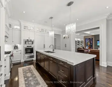 
74 Willis Rd <a href='https://luckyalan.com/community.php?community=Vaughan:East Woodbridge'>East Woodbridge, Vaughan</a> 4 beds 4 baths 2 garage $1.699M