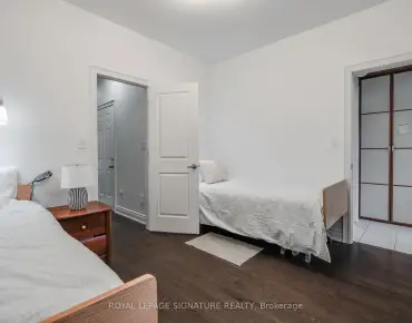 22 Caddie Cres <a href='https://luckyalan.com/community.php?community=Vaughan:Maple'>Maple, Vaughan</a> 4 beds 4 baths 2 garage $2.089M