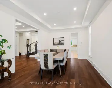 8519 Islington Ave Islington Woods, Vaughan  beds  baths  garage $949.9K