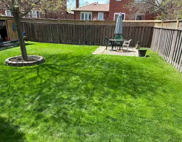 545 Clifford Perry Pl Woodland Hill, Newmarket 5 beds 5 baths 2 garage $1.849M