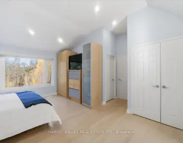 70 Graydon Cres <a href='https://luckyalan.com/community.php?community=Richmond Hill:Bayview Hill'>Bayview Hill, Richmond Hill</a> 4 beds 4 baths 3 garage $2.725M