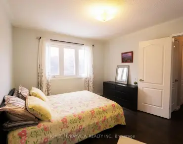 137 Widdifield Ave Armitage, Newmarket 4 beds 3 baths 2 garage $1.28M
