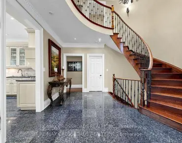 
43 Living Cres Victoria Square, Markham 4 beds 4 baths 1 garage $1.238M