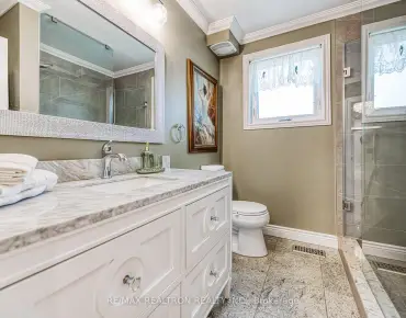 4 McPhail Crt <a href='https://luckyalan.com/community.php?community=Markham:Buttonville'>Buttonville, Markham</a> 4 beds 4 baths 2 garage $1.78M