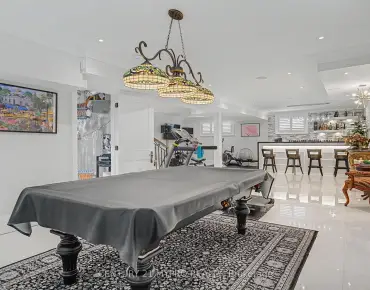 
25 Aylin Cres <a href='https://luckyalan.com/community.php?community=Vaughan:Patterson'>Patterson, Vaughan</a> 4 beds 4 baths 2 garage $1.65M