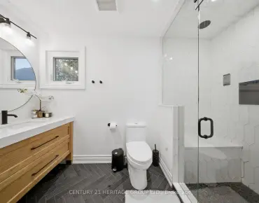 
19 Bowler St Bayview Wellington, Aurora 3 beds 3 baths 1 garage $979K