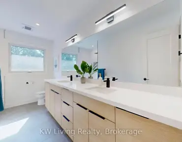 
71 Timber Valley Ave <a href='https://luckyalan.com/community.php?community=Richmond Hill:Oak Ridges'>Oak Ridges, Richmond Hill</a> 4 beds 3 baths 2 garage $1.499M